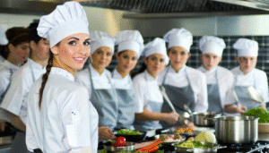 découvrez comment les femmes ont façonné et continuent d’innover dans l’enseignement culinaire, en transmettant savoir-faire, créativité et passion aux nouvelles générations de chefs.